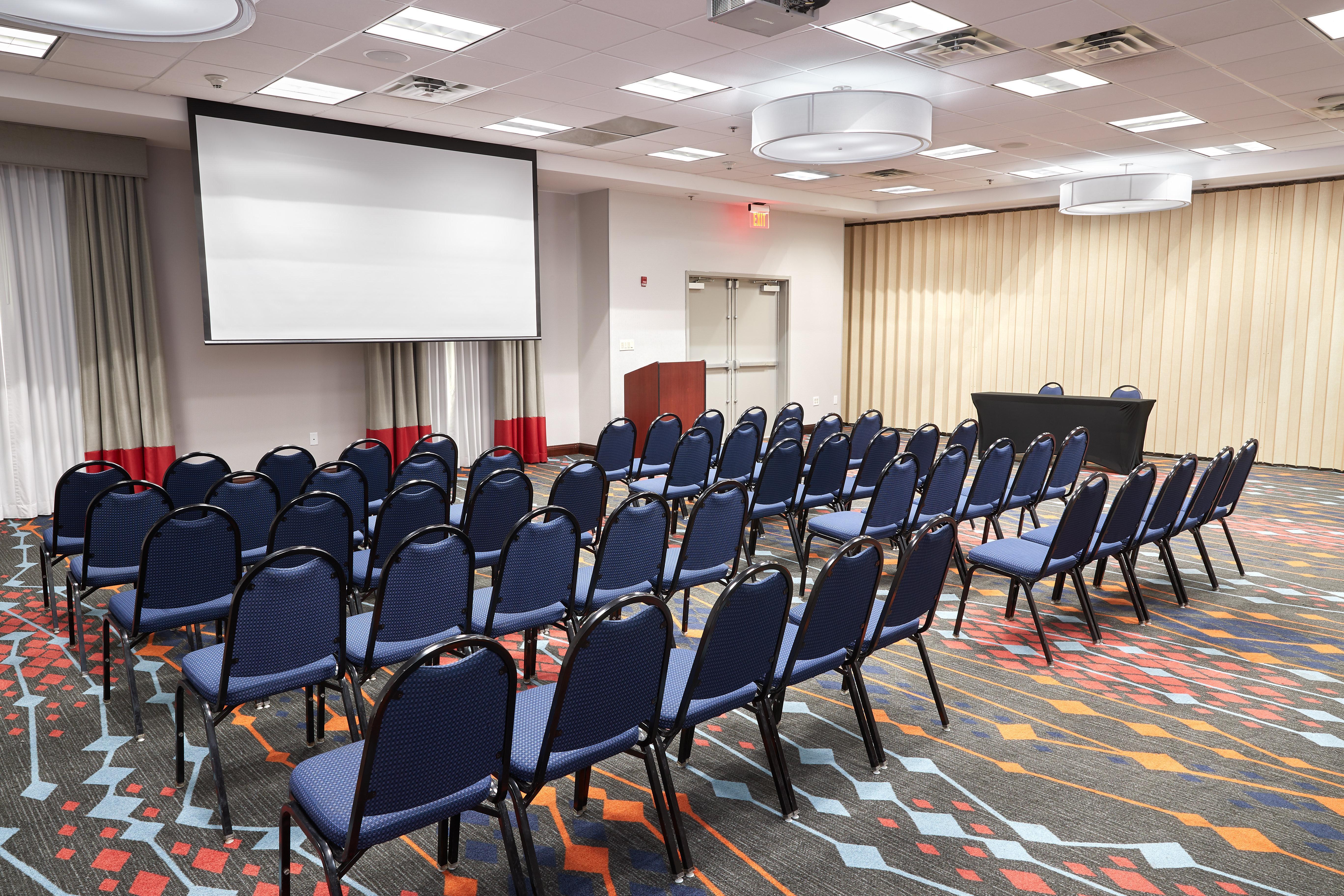 Holiday Inn Hotel & Suites Stockbridge-Atlanta I-75 By Ihg Экстерьер фото